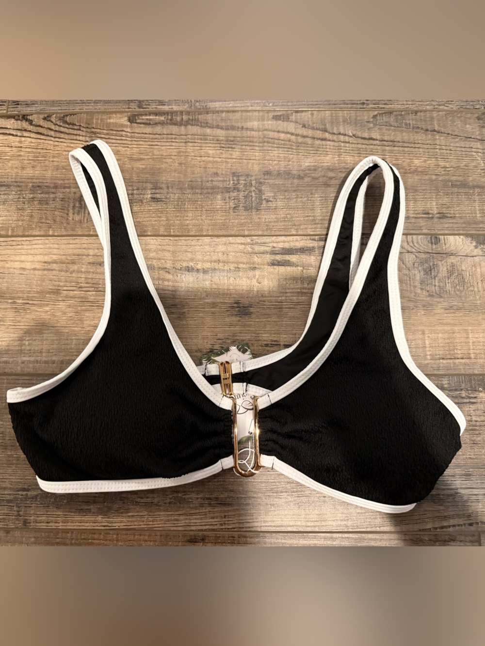 Women’s Black and White Trim bikini top small new